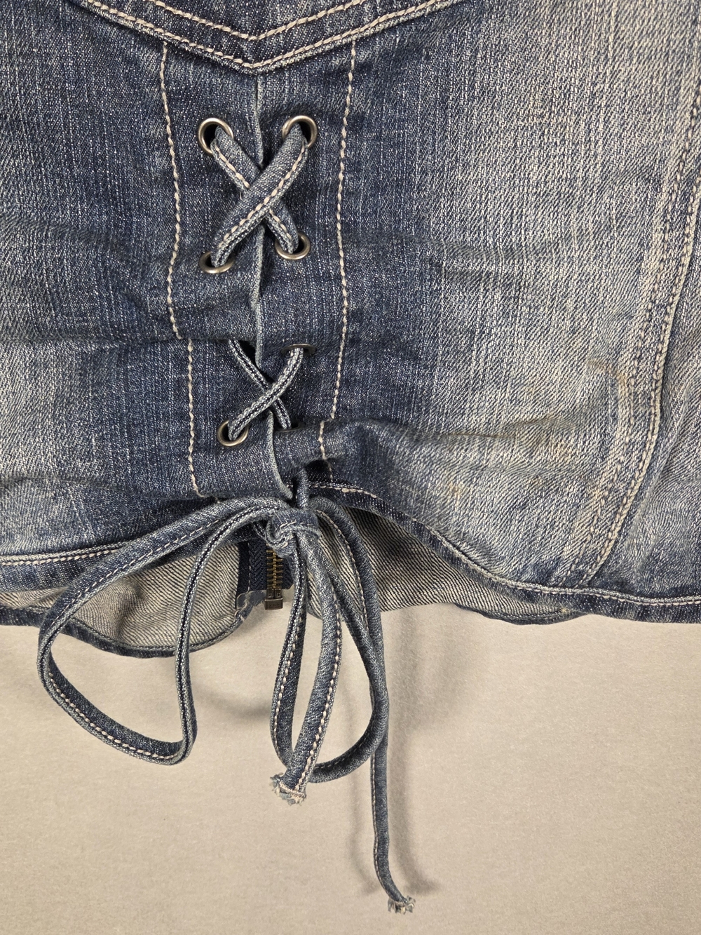 Vintage Harley-Davidson Y2K blue denim jean vest (K507) - Picture 7 of 12